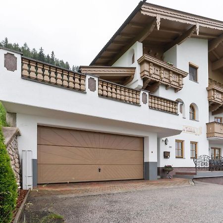 Quaint Apartment In Hainzenberg Near Horbergbahn Εξωτερικό φωτογραφία