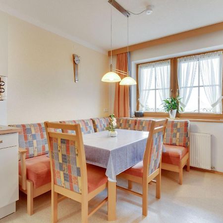 Quaint Apartment In Hainzenberg Near Horbergbahn Εξωτερικό φωτογραφία