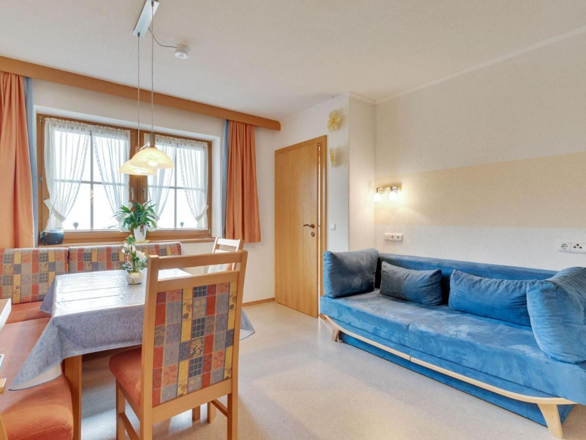 Quaint Apartment In Hainzenberg Near Horbergbahn Εξωτερικό φωτογραφία