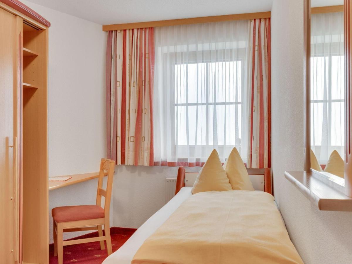 Quaint Apartment In Hainzenberg Near Horbergbahn Εξωτερικό φωτογραφία
