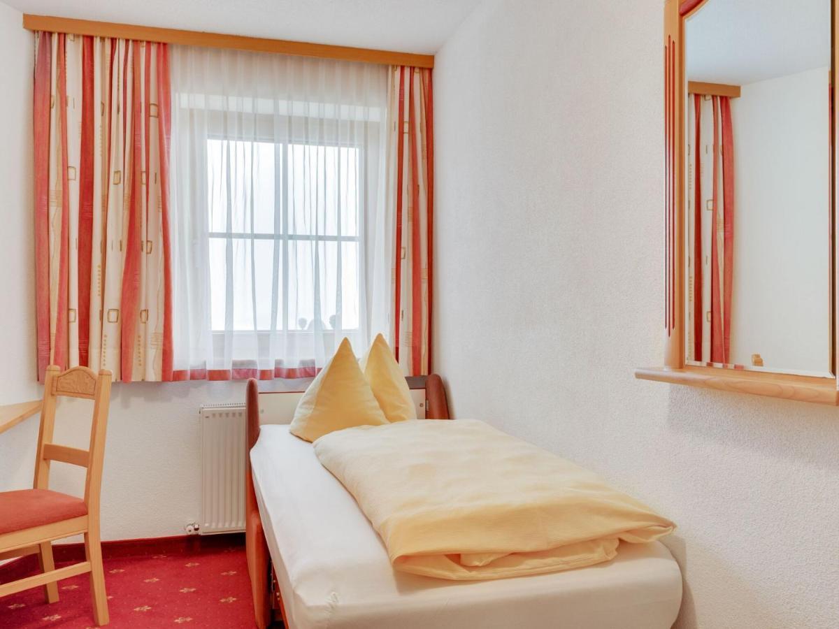 Quaint Apartment In Hainzenberg Near Horbergbahn Εξωτερικό φωτογραφία