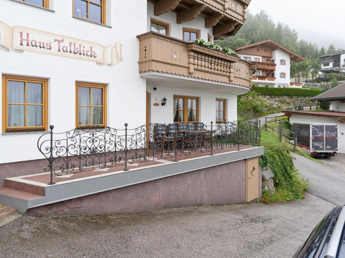Quaint Apartment In Hainzenberg Near Horbergbahn Εξωτερικό φωτογραφία