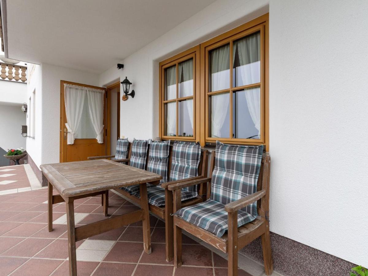 Quaint Apartment In Hainzenberg Near Horbergbahn Εξωτερικό φωτογραφία